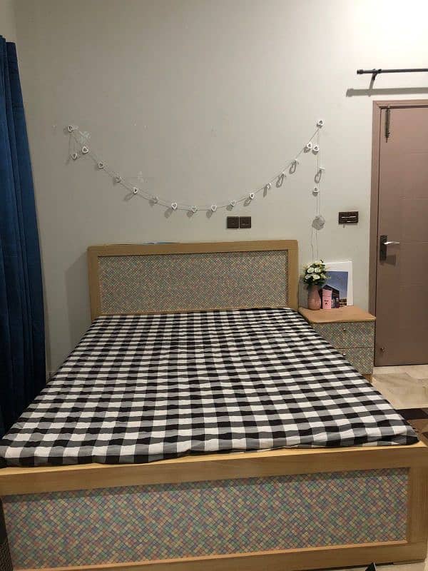 Full bed set new condition 0