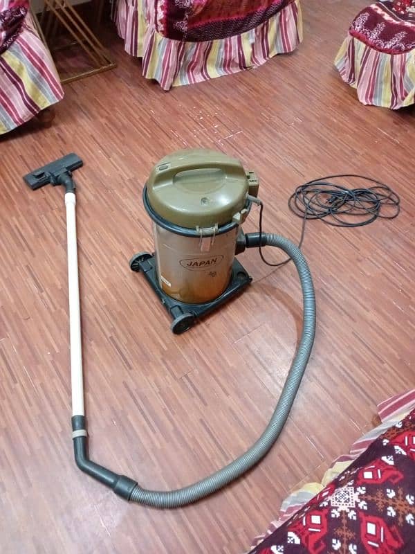 National Dry Vacuum Cleaner 1