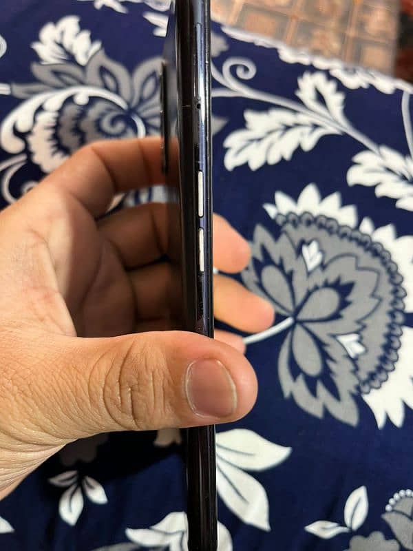 oppo reno 6 with complete box screen finger 3