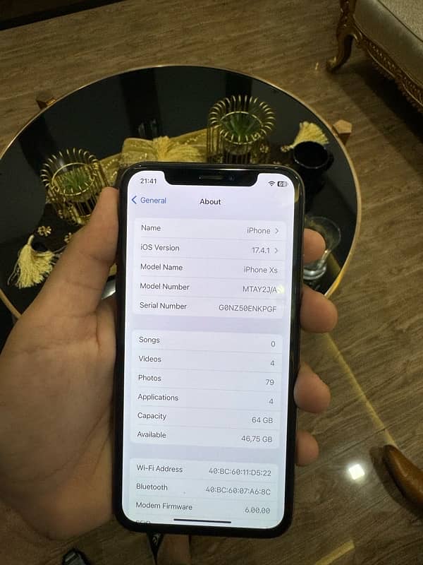 Iphone XS gold 1