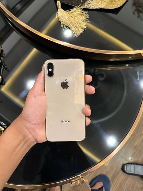 Iphone XS gold 8