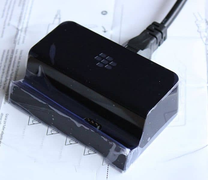 Black berry play book magnetic charger 0