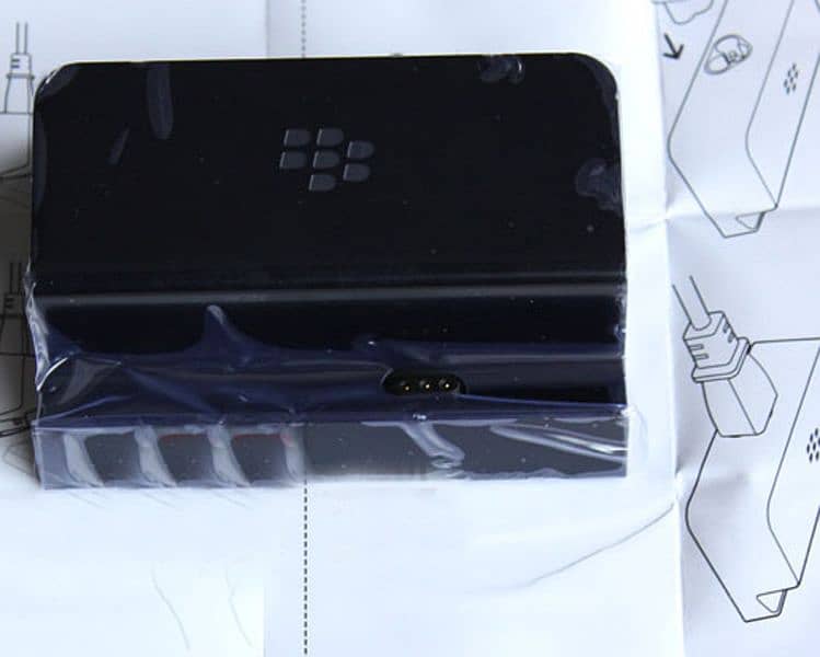 Black berry play book magnetic charger 2