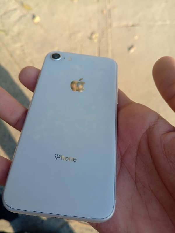 IPHONE 8 FOR SALE 3