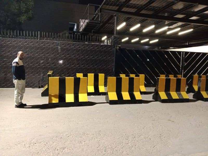 Security/Road Barrier/Jersey Barrier 2