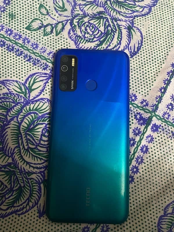 Tecno spark 5 pro 0