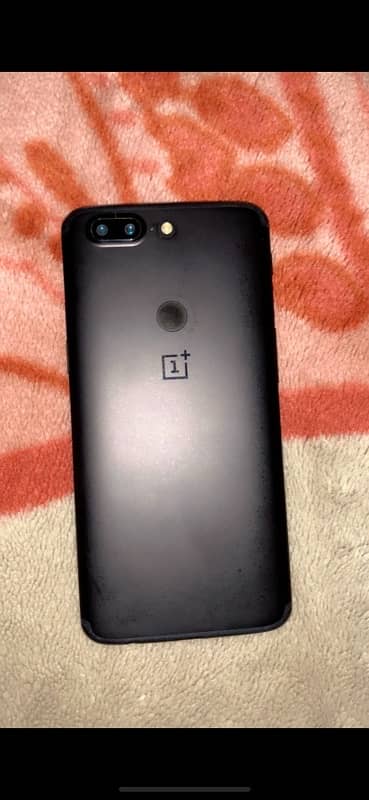 One plus 5T (64GB) 1