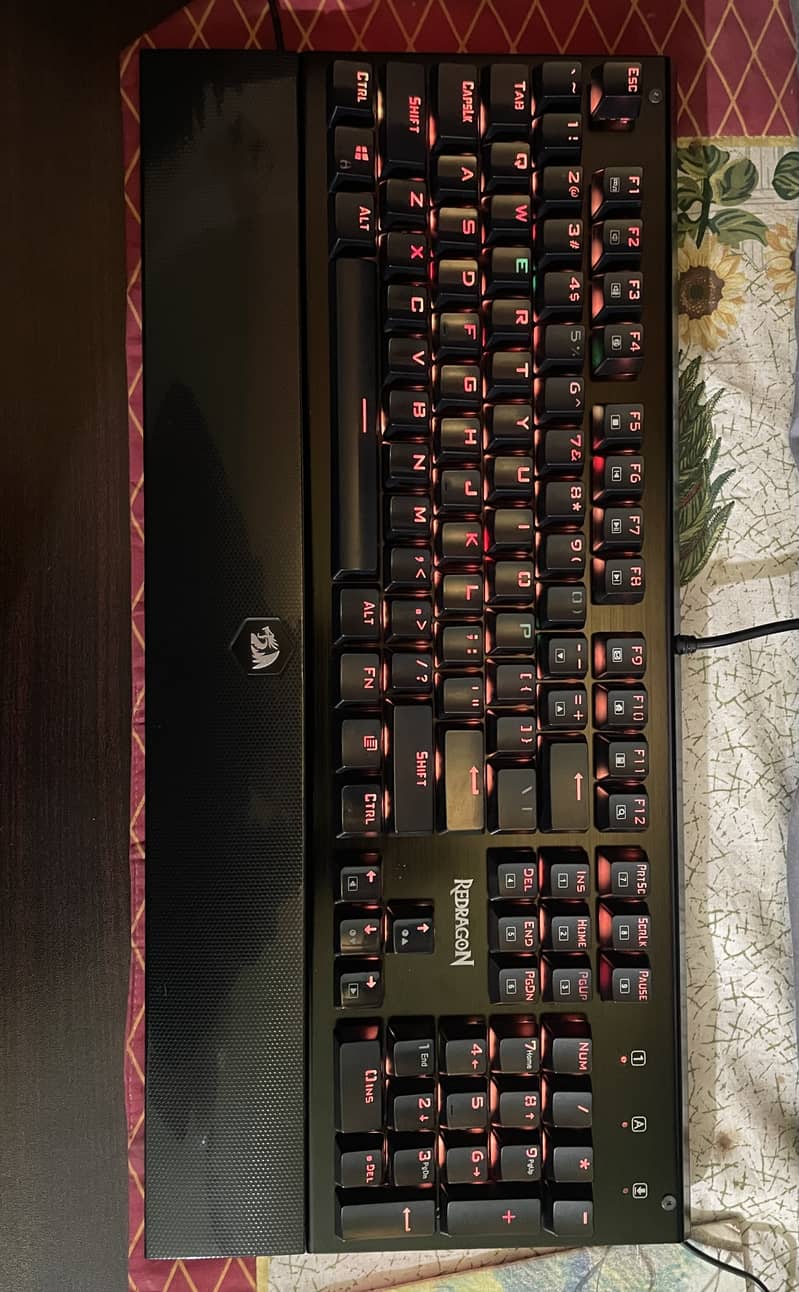 Redragon ARYAMAN K569 Mechanical Gaming/Coding Keyboard 1