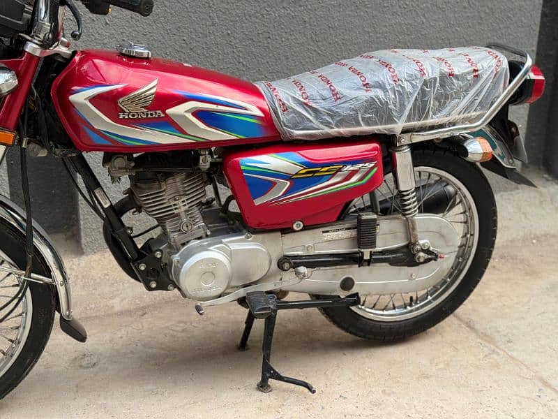 Honda 125 2022 Model Rawalpindi Number 3