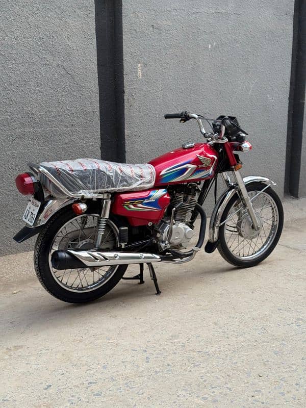 Honda 125 2022 Model Rawalpindi Number 8