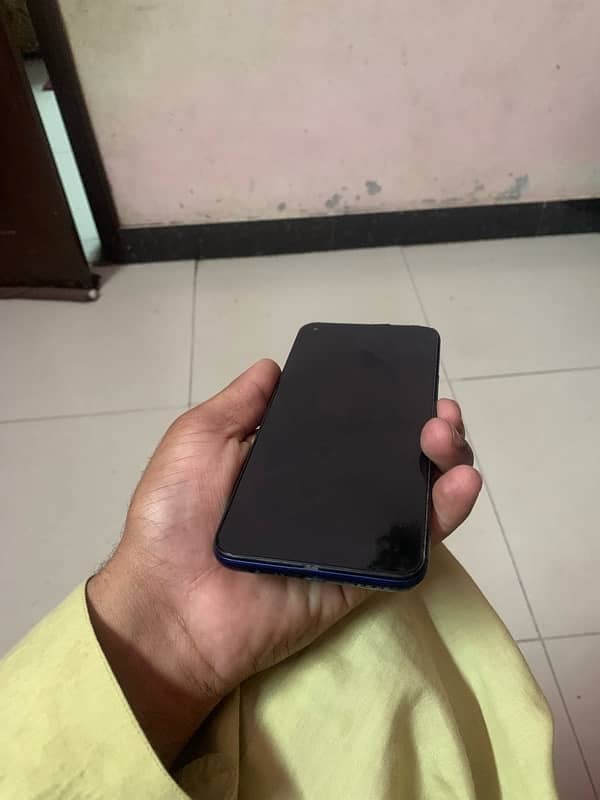 realme C17 1