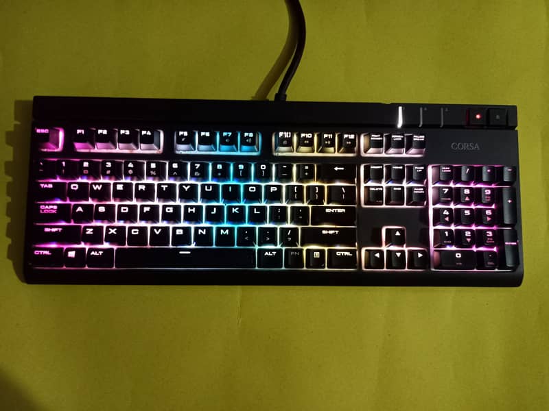 Gaming Keyboard Corsair STRAFE RGB (Cherry mx Red Switches) 0