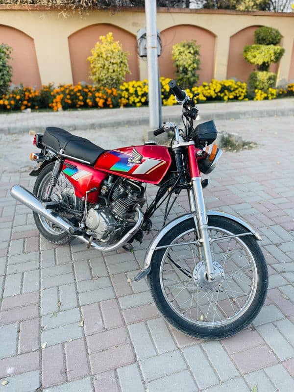 Honda 125 japanies Antique Model 1993 and same number 1993 0