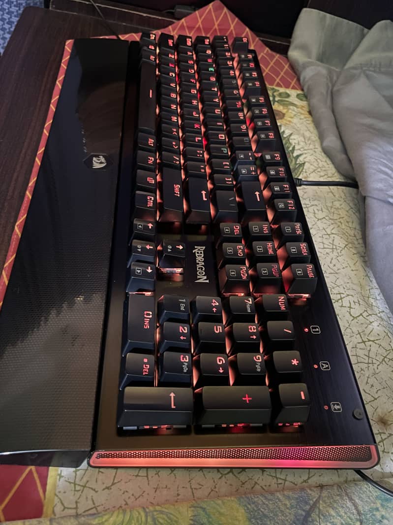 Redragon ARYAMAN K569 Mechanical Gaming/Coding Keyboard 2