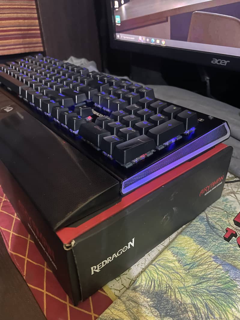 Redragon ARYAMAN K569 Mechanical Gaming/Coding Keyboard 9