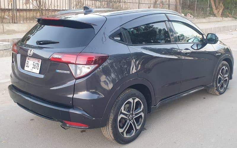 HONDA VEZEL ,Z ,4.5 grade MODEL 2014 REG 2021 BUMPER TO BUMPER ORIGNAL 11