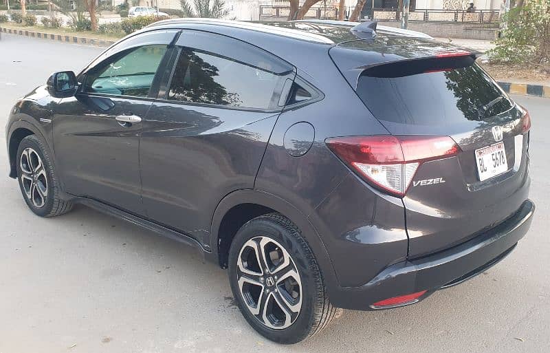 HONDA VEZEL ,Z ,4.5 grade MODEL 2014 REG 2021 BUMPER TO BUMPER ORIGNAL 12