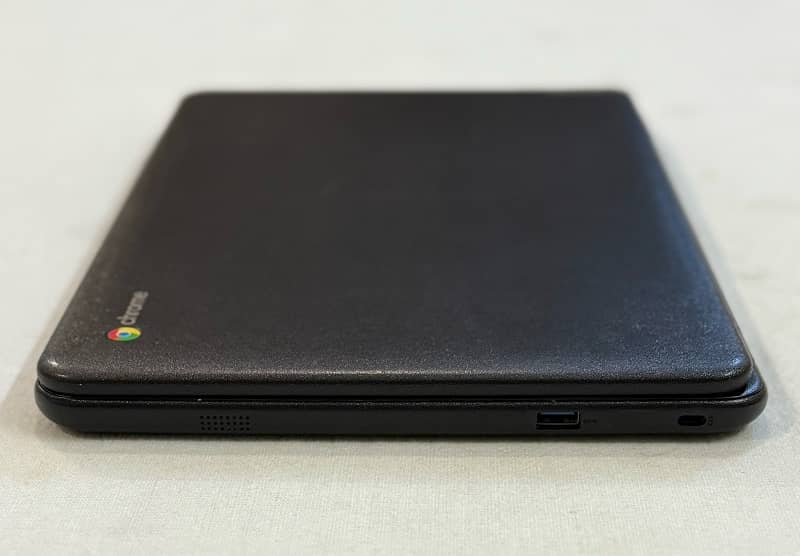 Lenovo N42 Chromebook Touch playstore 14inches 4/16gb 5