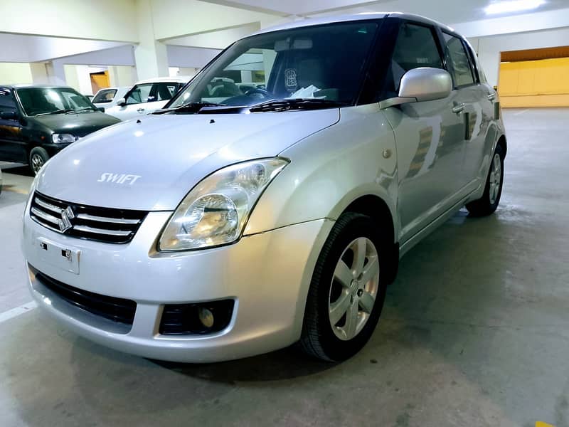 Suzuki Swift 2010 DLX 90% ORIGINAL MINT CONDITION 10