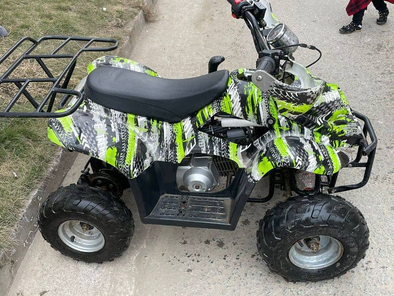 4 wheel Atv Quad Bike for Kids in Good Condition 1