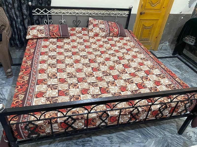 Bed For sale 0