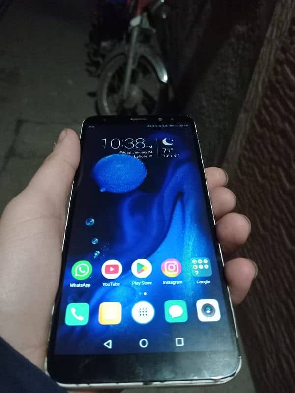 4/64 Huawei mate 10 lite. dual sim 0