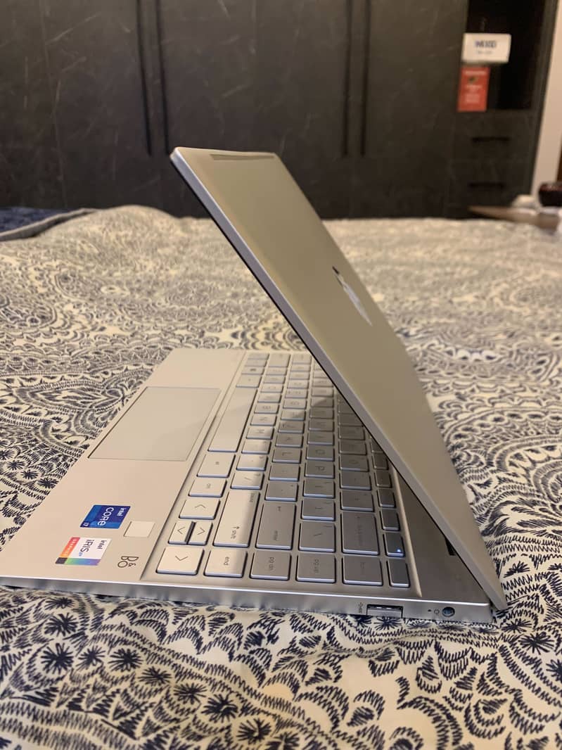 HP Pavilion 13, i7 11th Gen, 16GB Ram, 512 SSD, 4K Display 7