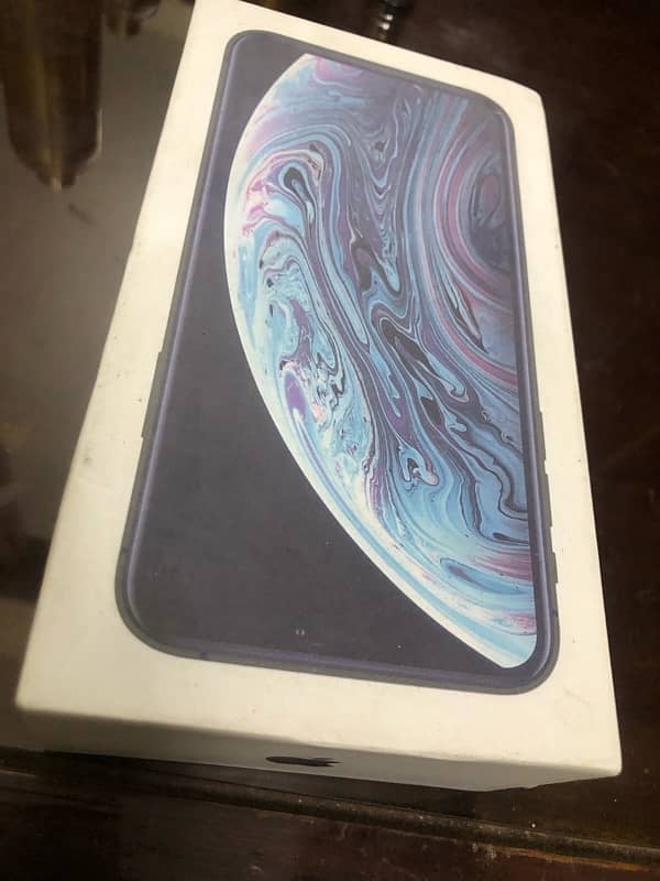 IPhone Xs 256 GB Non Pta with Box 2