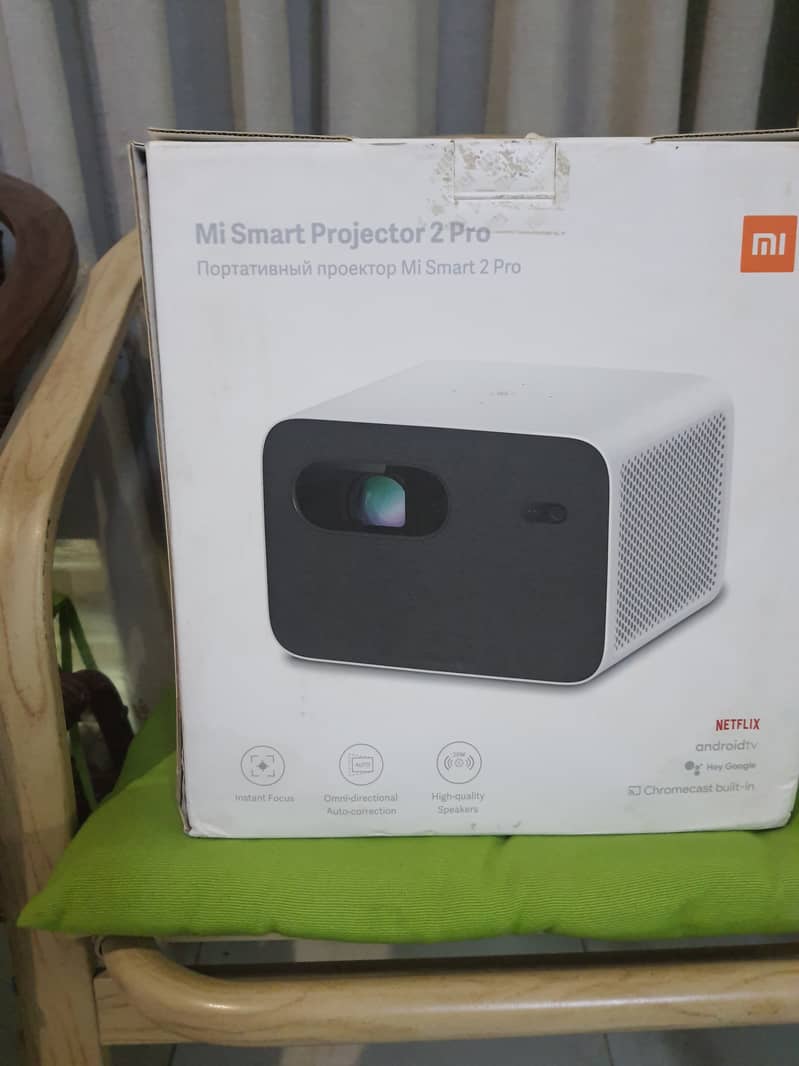 Mi Smart Projector 2 Pro (Boxed) 6