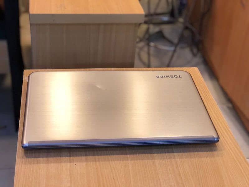 Toshiba satellite i5 4th gen 6