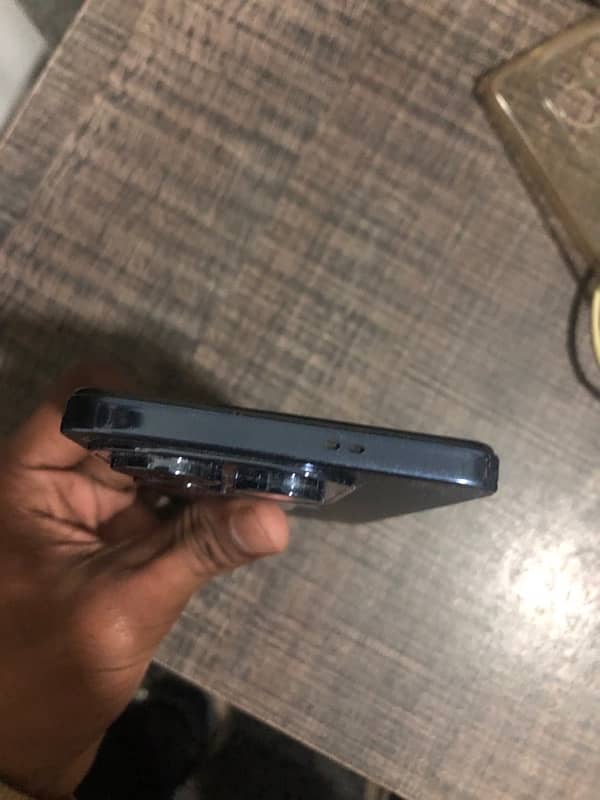 INFINIX HOT 40 PRO WITH BOX CHARGER 4