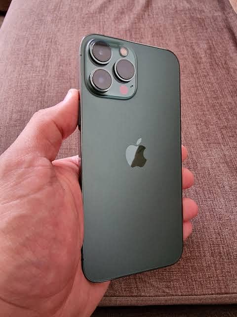 Apple iPhone 13 Pro Max 2