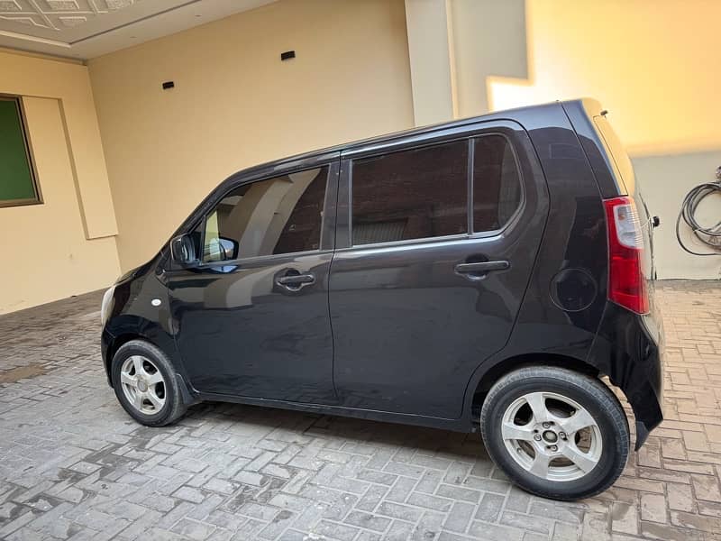 Suzuki Wagon R 2013 8