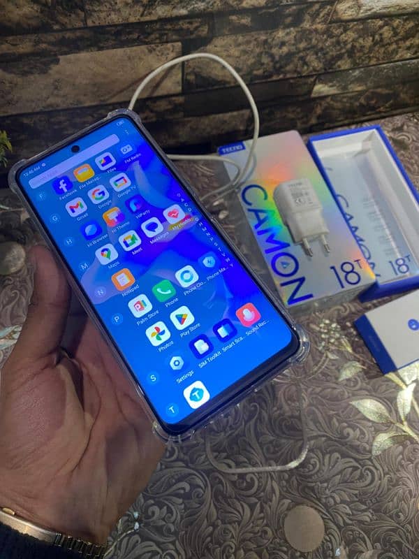 Tecno Camon 18T 128Gb With org Box&Charger 5