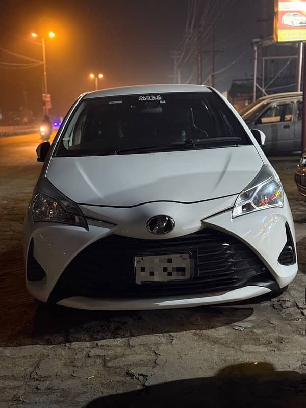 Toyota Vitz 2017 1