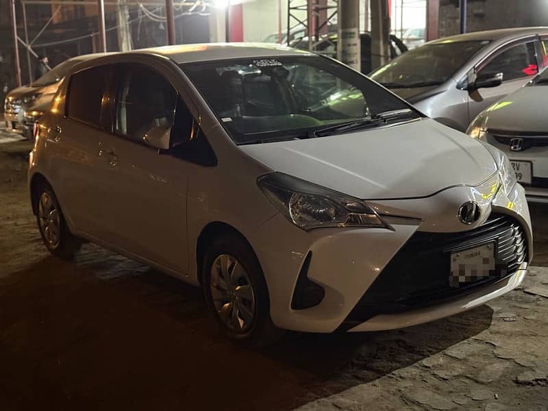 Toyota Vitz 2017 3