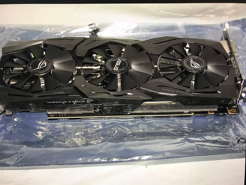 ASUS ROG Strix GTX 1070 8GB 4