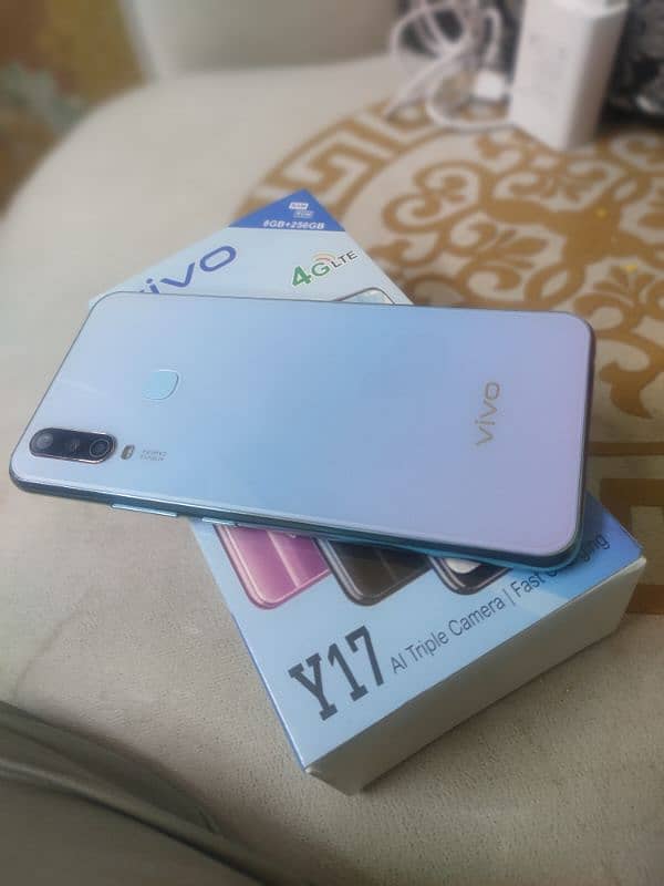 Vivo Y17 8/256 New Condition Full Box Home use 3