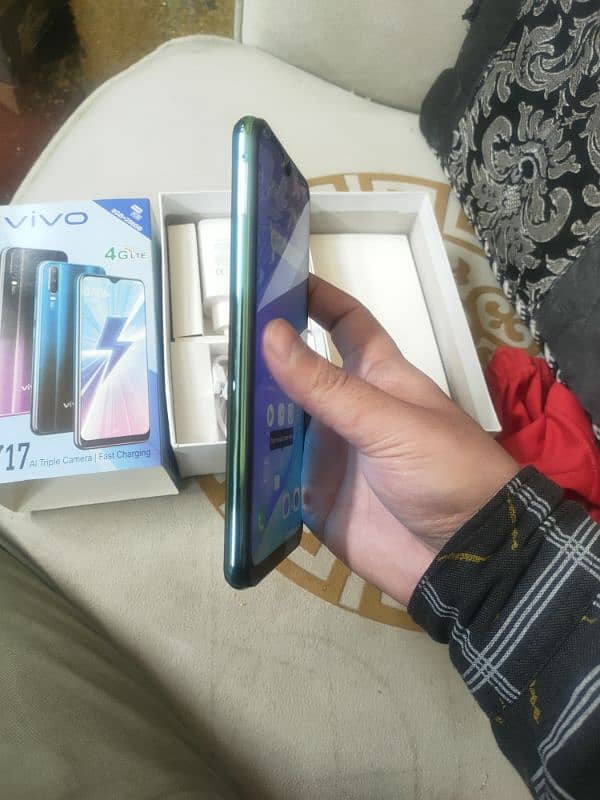 Vivo Y17 8/256 New Condition Full Box Home use 5