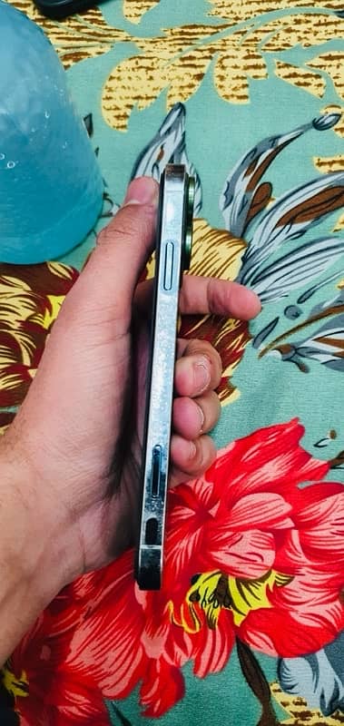 iphone xr converted 13 pro 64gb Pta Aproved 3