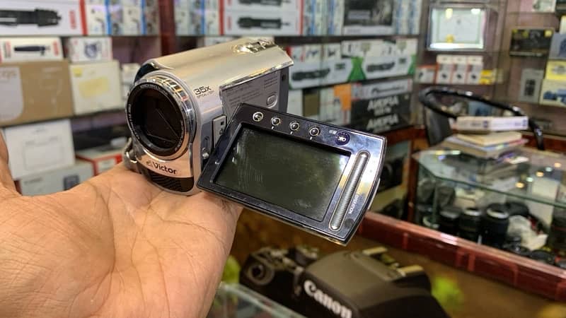 camera markit dslr camera ony 8000/= starting price 03212306356 13