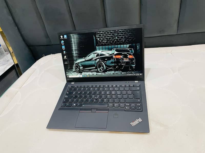 Lenovo X1 Carbon Core i7 6th Gen Very Slim & Hard Working Laptop. . 2