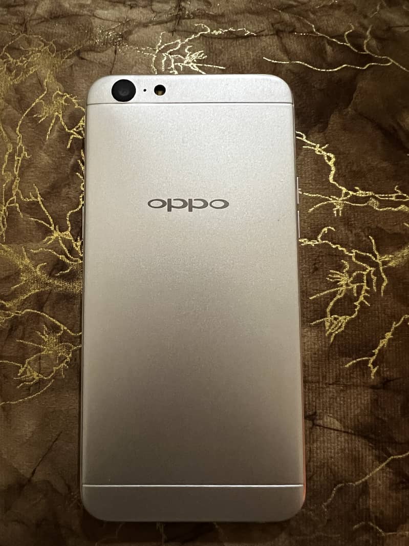 OPPO A57 /03262504800 1