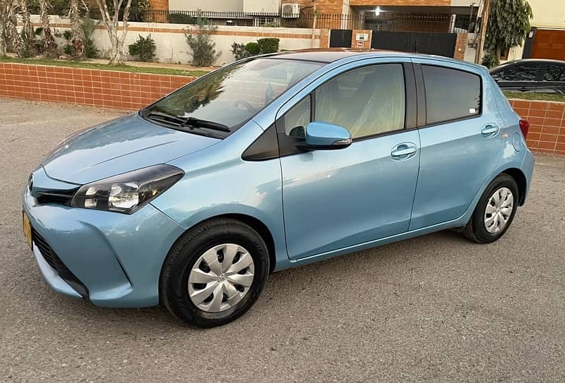 Toyota Vitz 2015 5