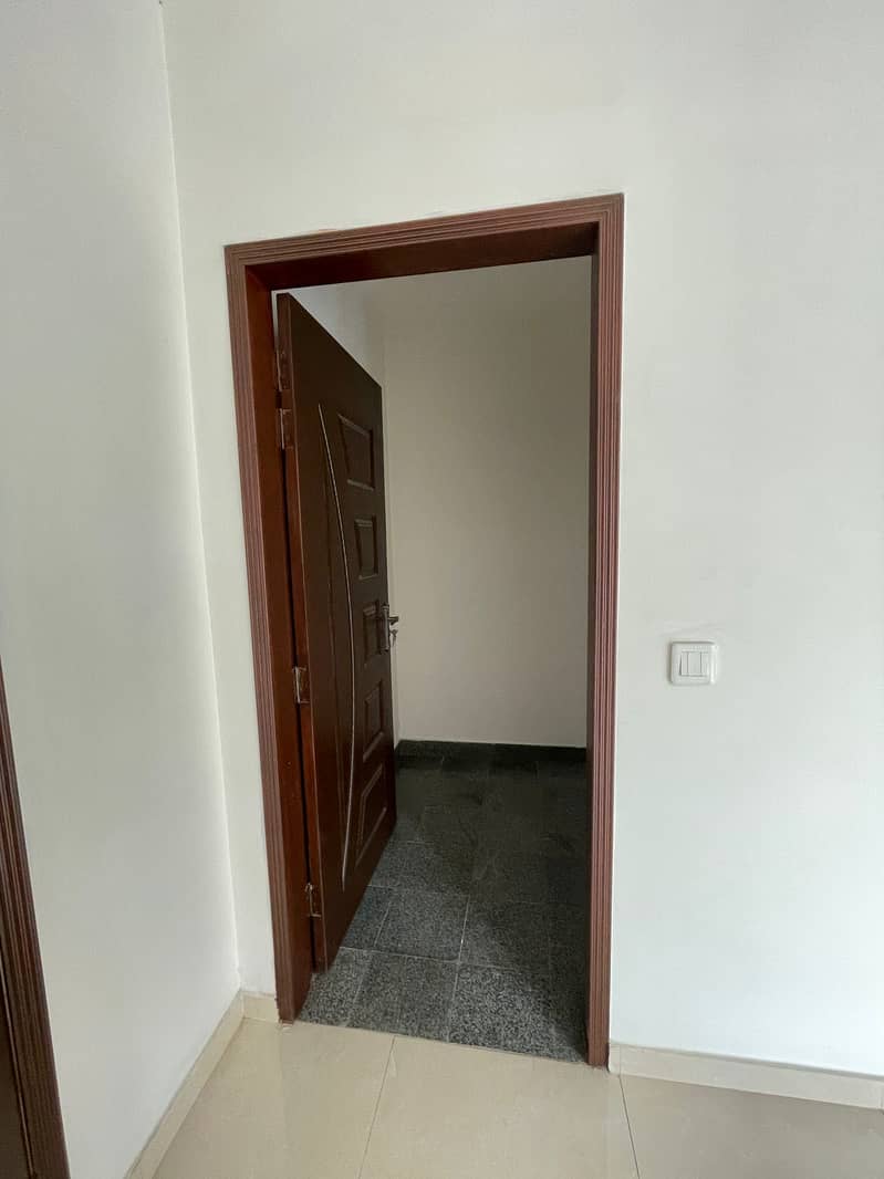 BRAND NEW 2 BEDROOM APARTMENT AVAILABLE FOR RENT 5