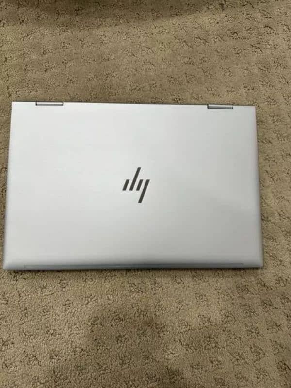 HP ELITEBOOK 830 G7  2-in-1 Convertible. 6