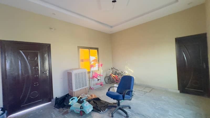 8 Marla Upper Portion Available For Rent In Azeem Collony Sialkot 11