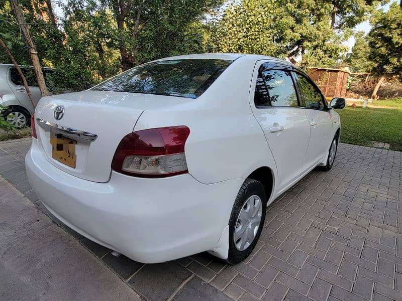 Toyota Belta 2007 4