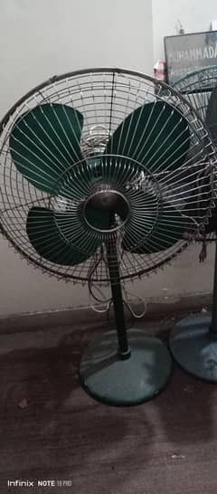 note:plz do not offer: iron 26 kg body vintage table Fan