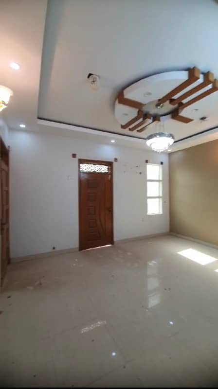 200 Sqyrds Ground +1 Good Condition House In Very Reasonable Price 4